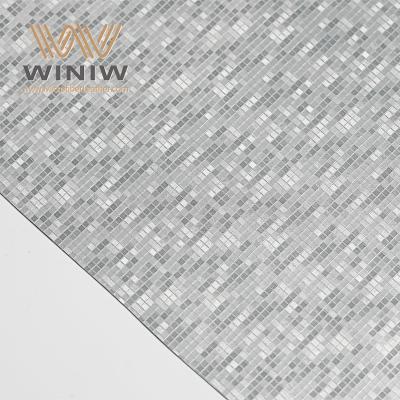 جلد صناعي متعدد الألوان لكرة القدم