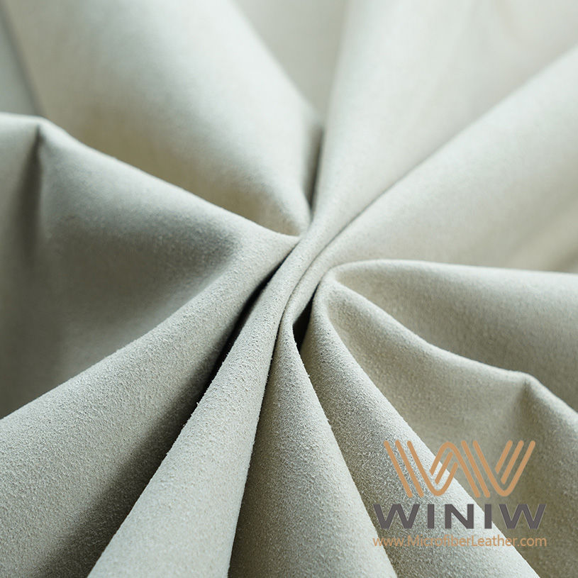 ما الذي يميز الجلد الطبيعي عن الجلد المدبوغ؟