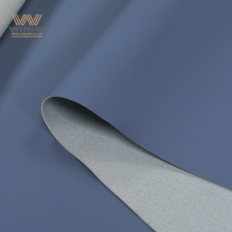 مقارنة بين عمليات الإنتاج والمزايا والعيوب بين جلود PVC وPU وTPU